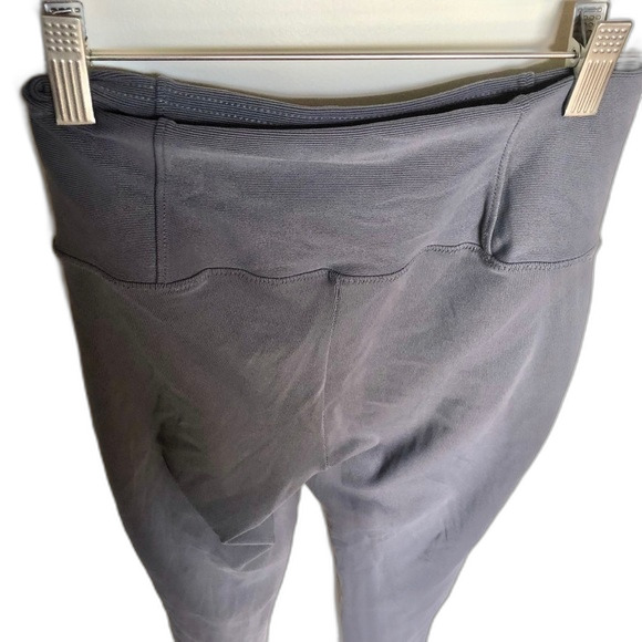 Wilfred Free for Aritizia Daria Charcoal Leggings Size Small - Picture 10 of 16